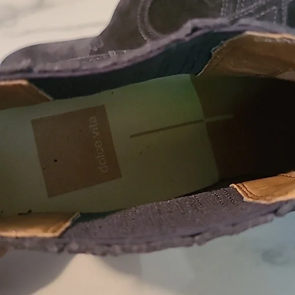 Dolce Vita Jones Dark Gray Suede Leather Chelsea Western Ankle Booties Wmn 9.5 - Picture 12 of 16